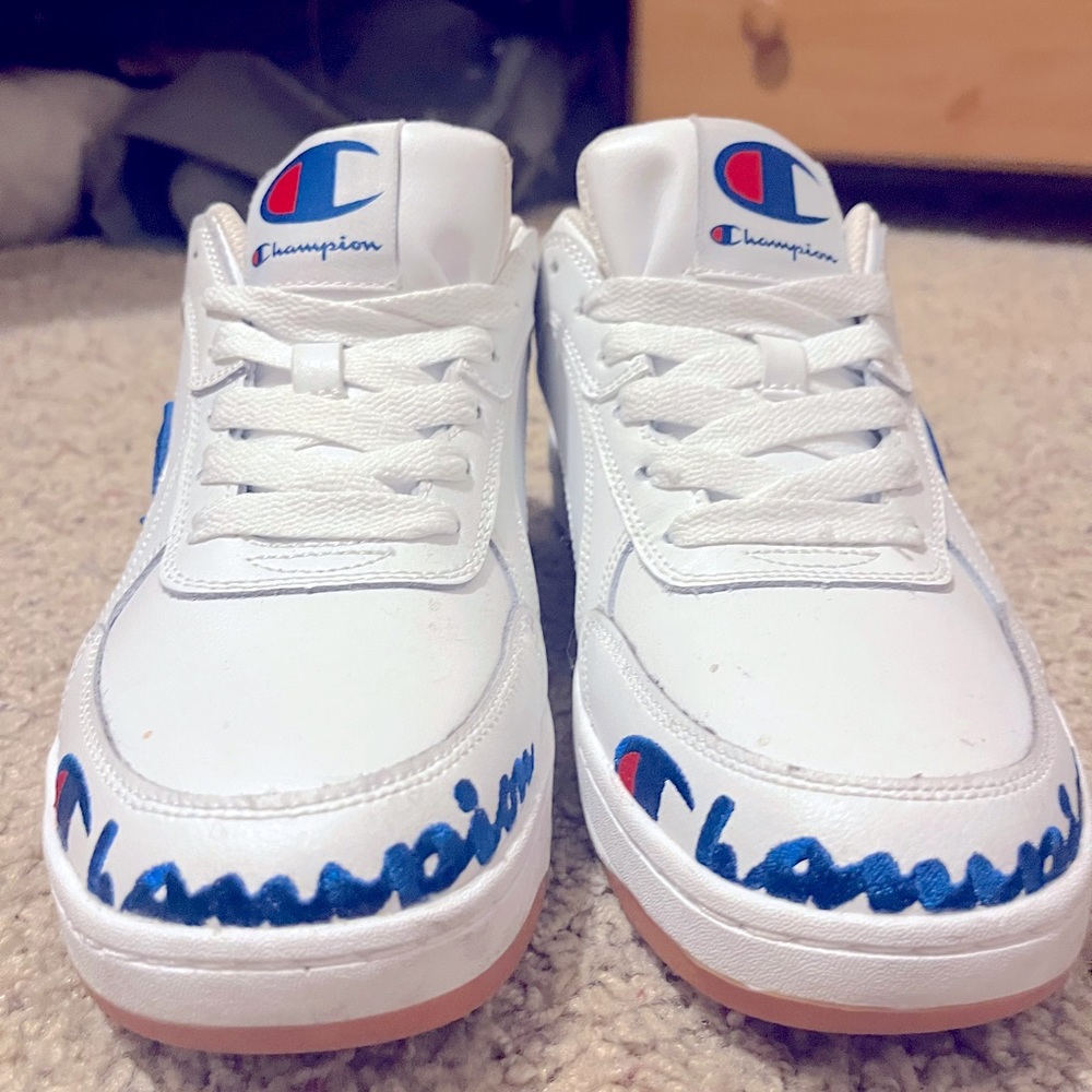 Champions limited edition men’s size 8.5